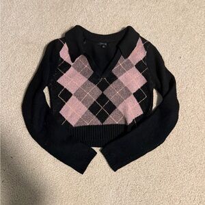 Love Tree Black and Pink Argyle V-Neck Sweater